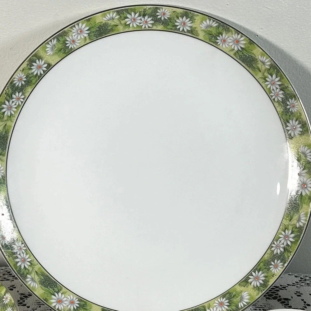 Mikasa Marianne 5876 Fine China Daisy Floral Green Japan 5 Pc Place Setting #3